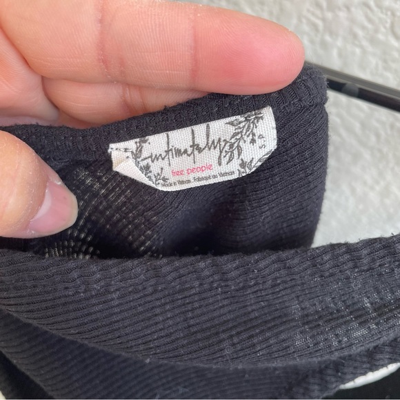 Intimately Free People Black Ribbed Tank Small - Picture 4 of 4